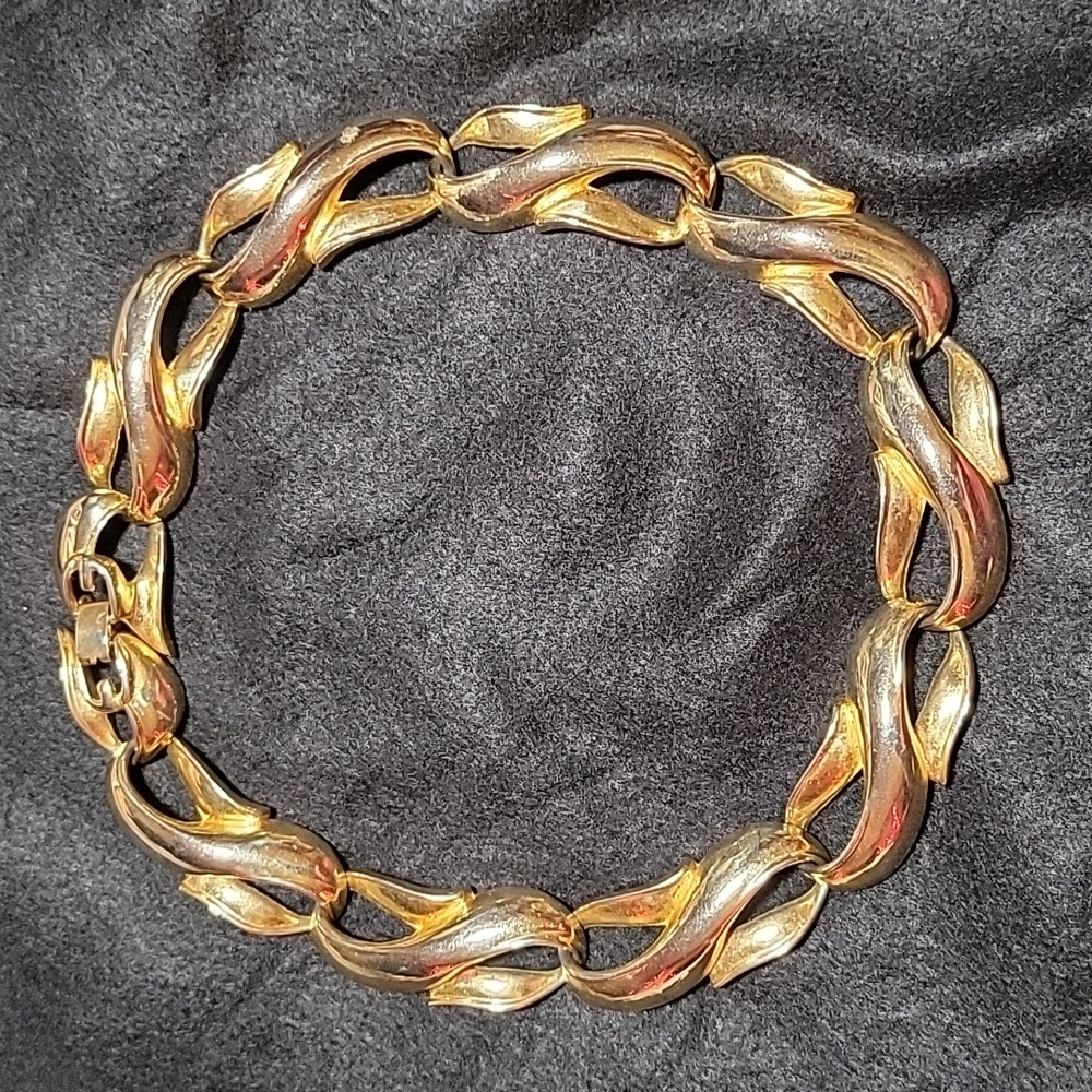 Givenchy Vintage 80s necklace